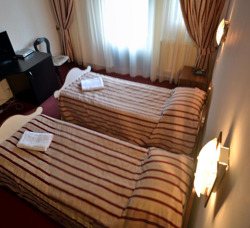 Hotel Marion Padurea Rotunda*** Reghin Room photo
